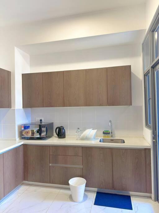 Netflix Two Bedroom Troika Kota Bharu Homestay 118 מראה חיצוני תמונה