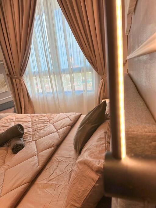 Netflix Two Bedroom Troika Kota Bharu Homestay 118 מראה חיצוני תמונה
