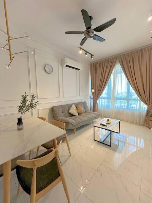 Netflix Two Bedroom Troika Kota Bharu Homestay 118 מראה חיצוני תמונה