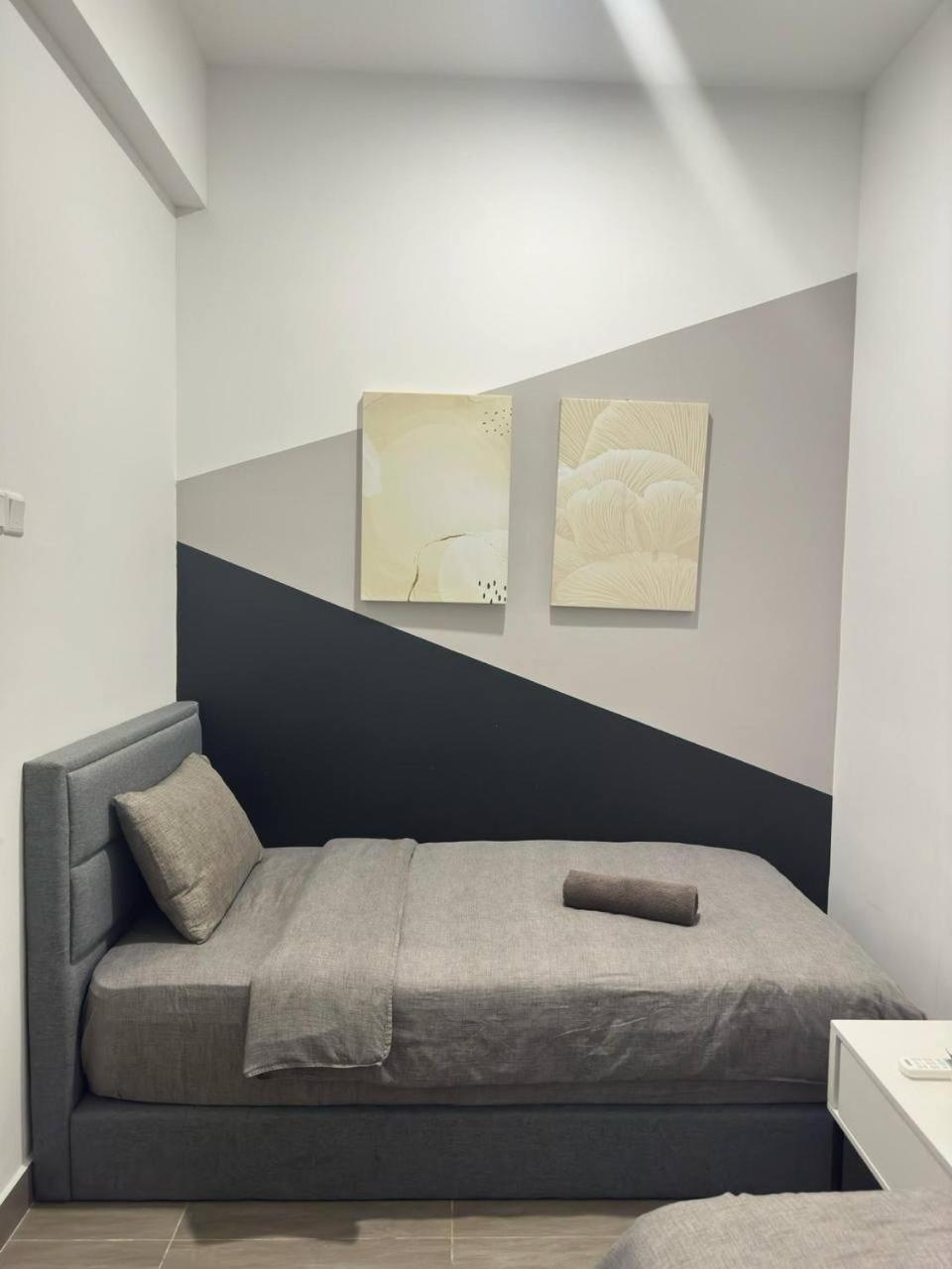 Netflix Two Bedroom Troika Kota Bharu Homestay 118 מראה חיצוני תמונה